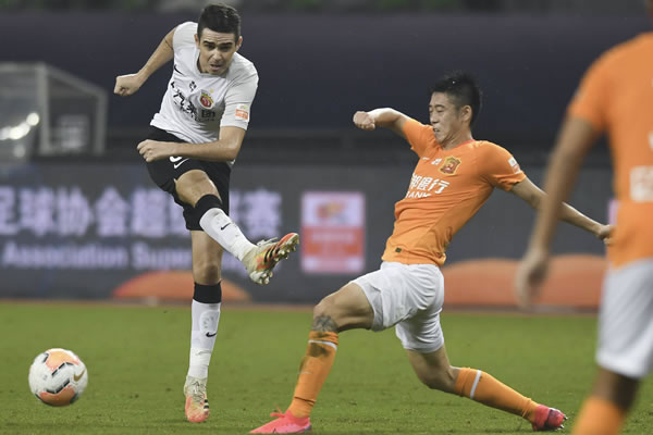 "北京2-0奪賽點(diǎn)！三大戰(zhàn)術(shù)壓制山西 CBA歷史僅1隊(duì)0-2翻盤"