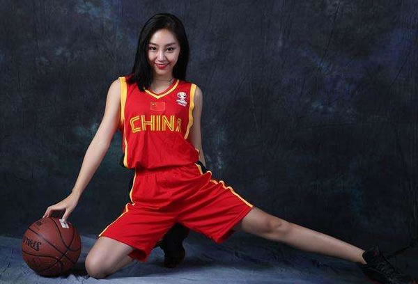 ??只休85秒！哈登拼了老命打滿后三節(jié)??砍下28分6板8助2斷